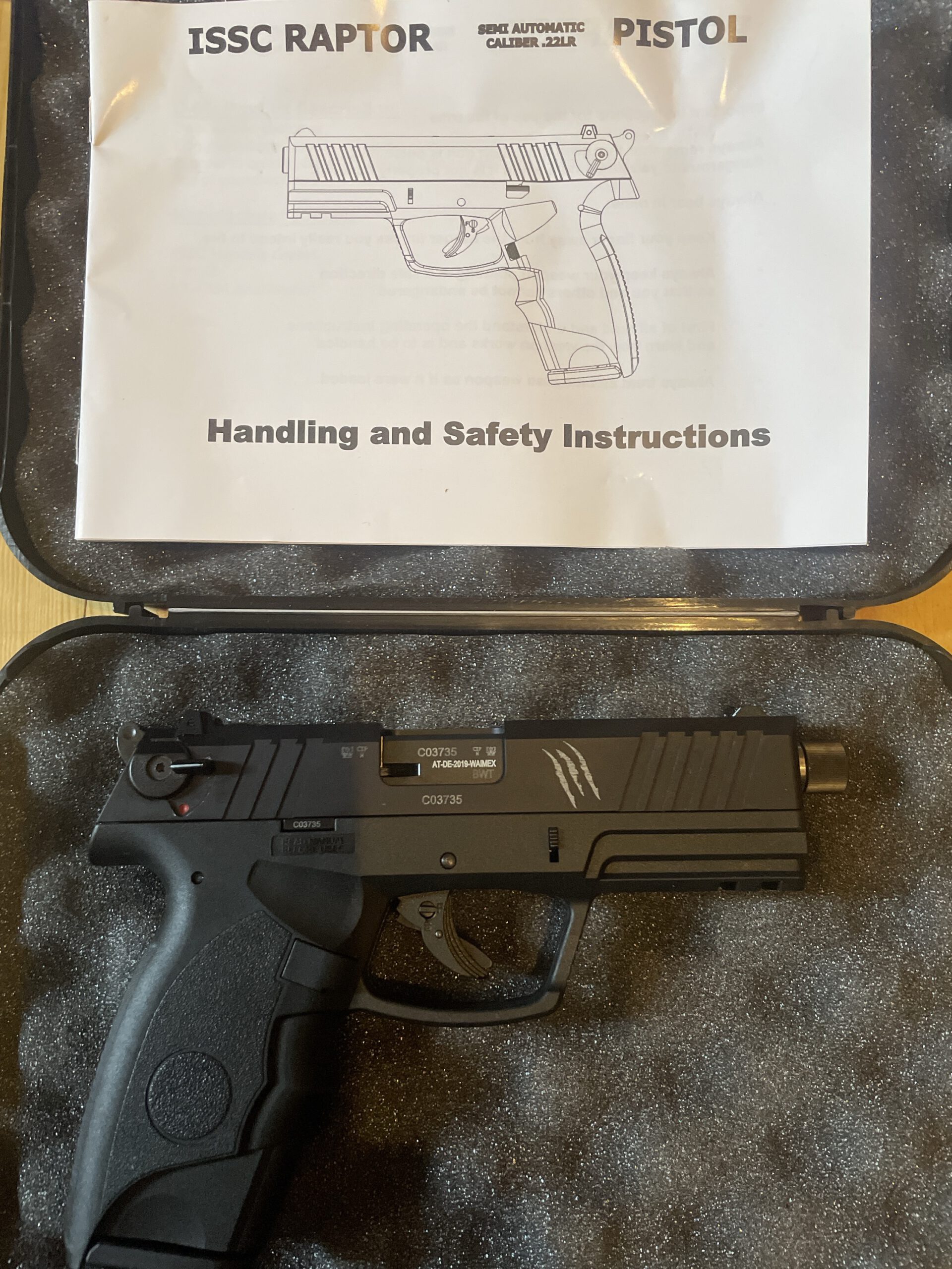 ISSC Raptor Black SD .22lfb